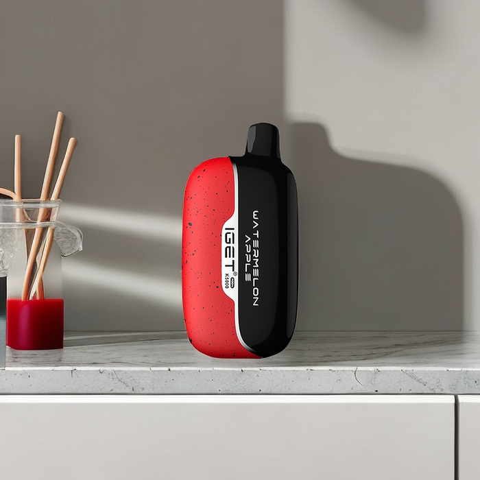 Unboxing the IGET MOON K5000: A Compact Vape with a Big Punch